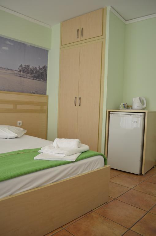 Fontana Rooms Mytilíni 객실 사진